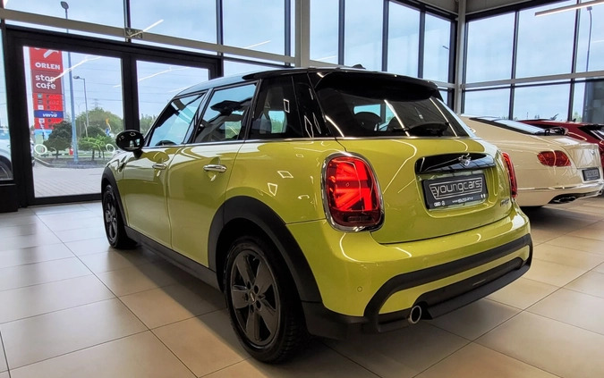 MINI Cooper cena 118900 przebieg: 16100, rok produkcji 2023 z Sępólno Krajeńskie małe 154